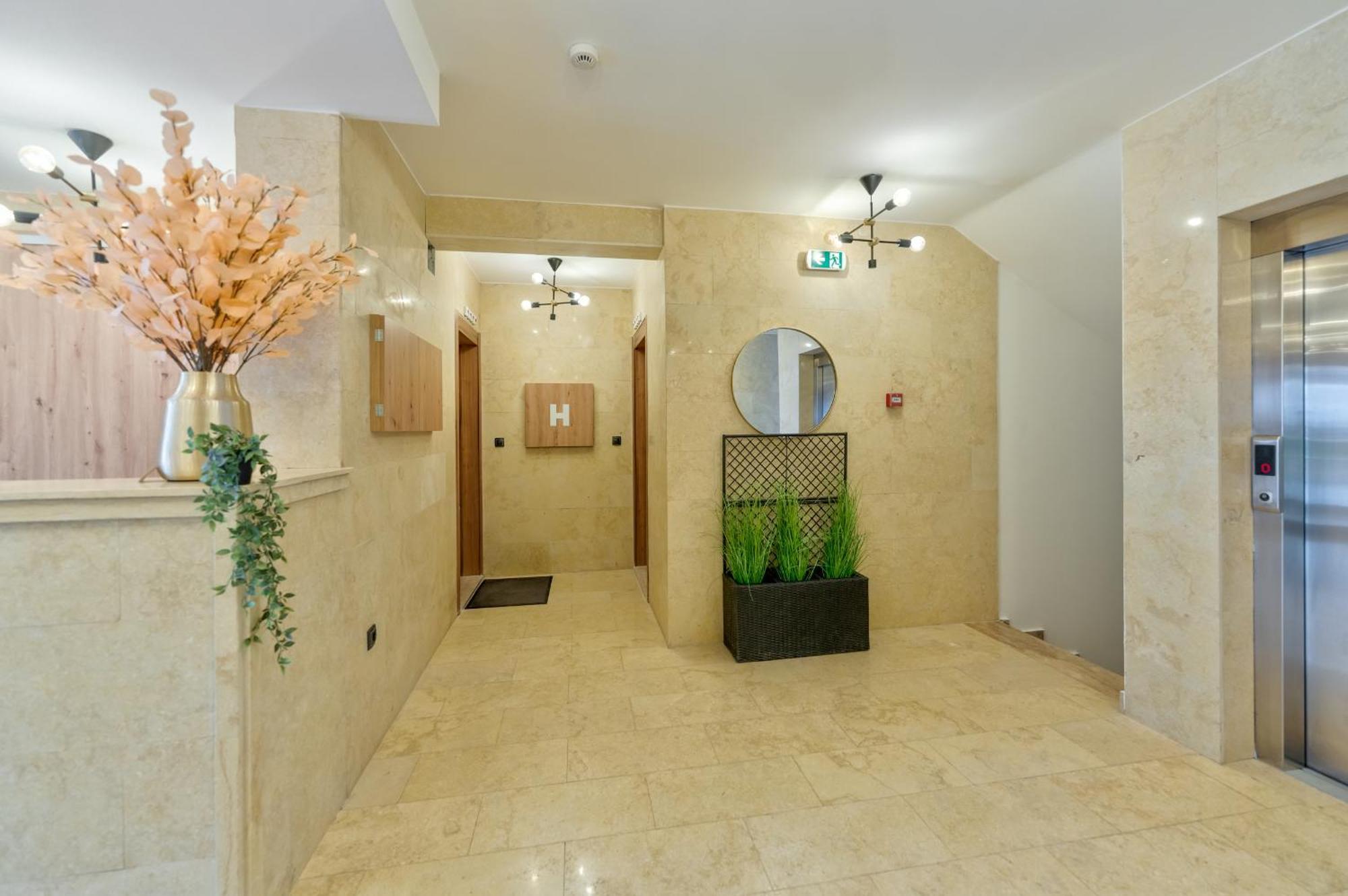 M&l Apartment
